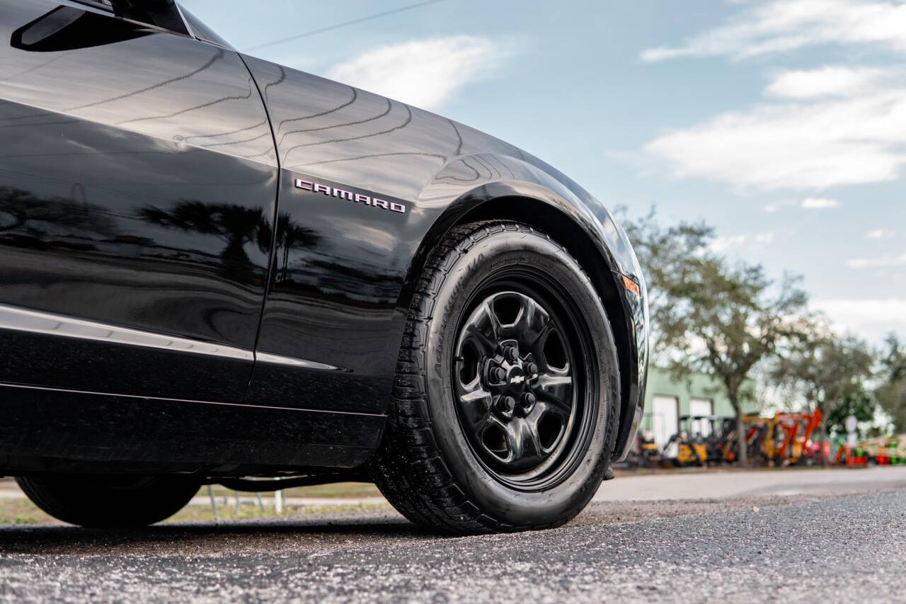 2012 Chevrolet Camaro 1LS photo 20