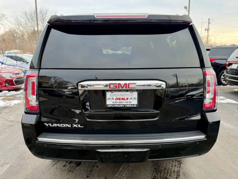 2017 GMC Yukon XL Denali