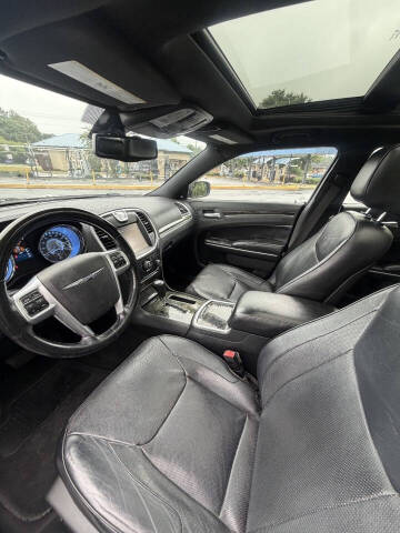 2012 Chrysler 300 C