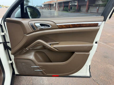 2012 Porsche Cayenne Turbo