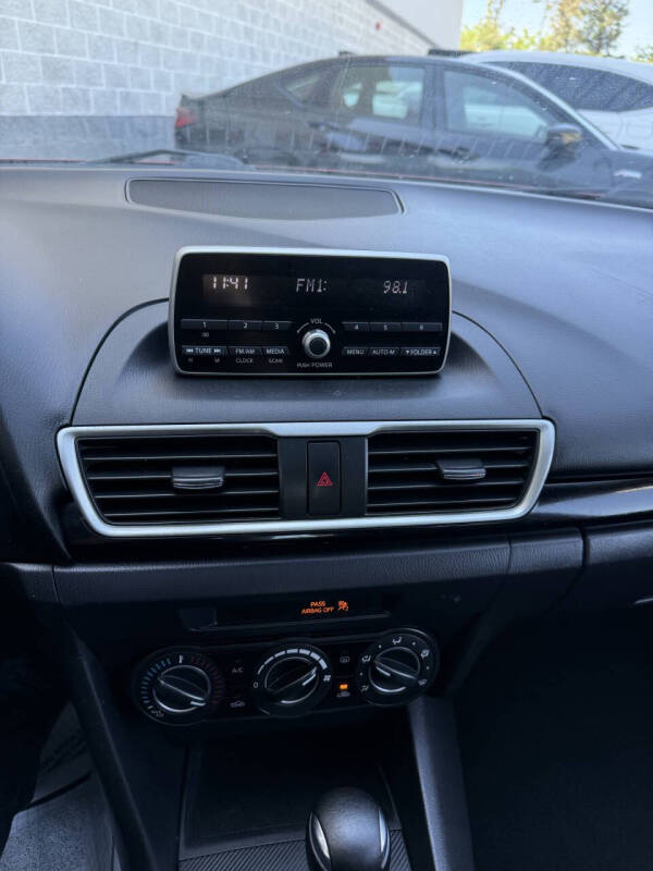 2014 Mazda MAZDA3 i Touring