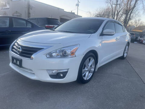 2015 Nissan Altima for sale at T & G / Auto4wholesale in Parma OH