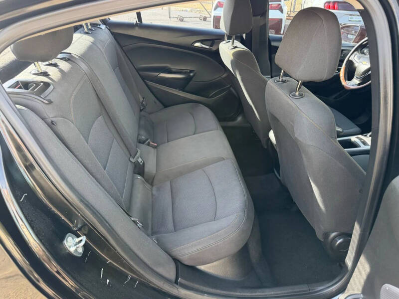 2018 Chevrolet Cruze LS Auto