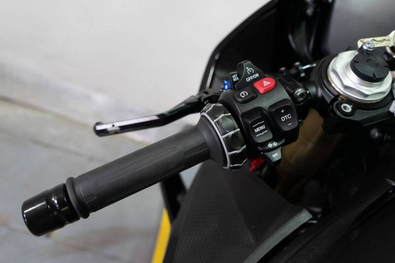 2023 BMW S 1000 RR