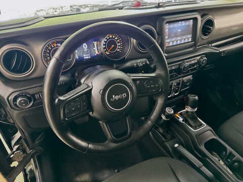2022 Jeep Gladiator Willys