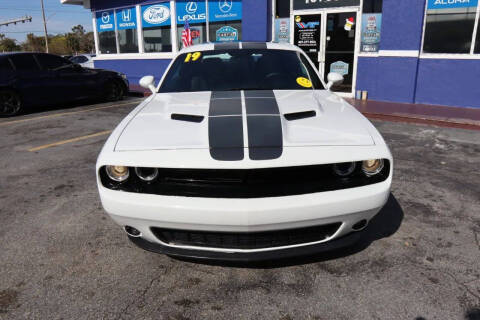 2019 Dodge Challenger SXT