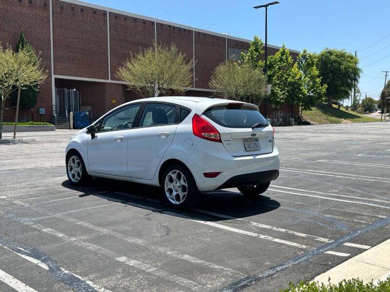 2011 Ford Fiesta for sale at R&G Auto Sales in Tujunga, CA