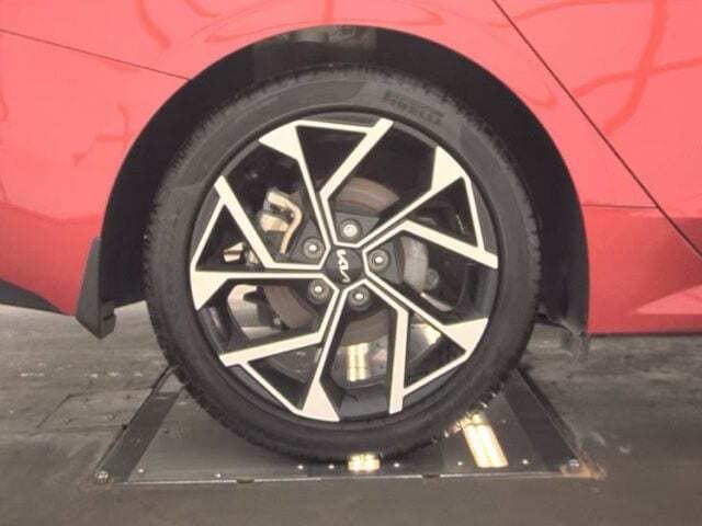 2025 Kia K5 EX