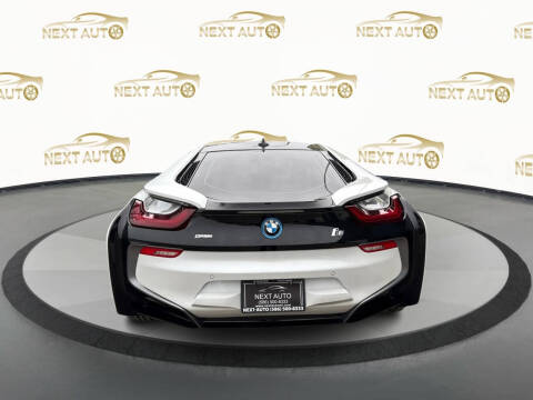2017 BMW i8