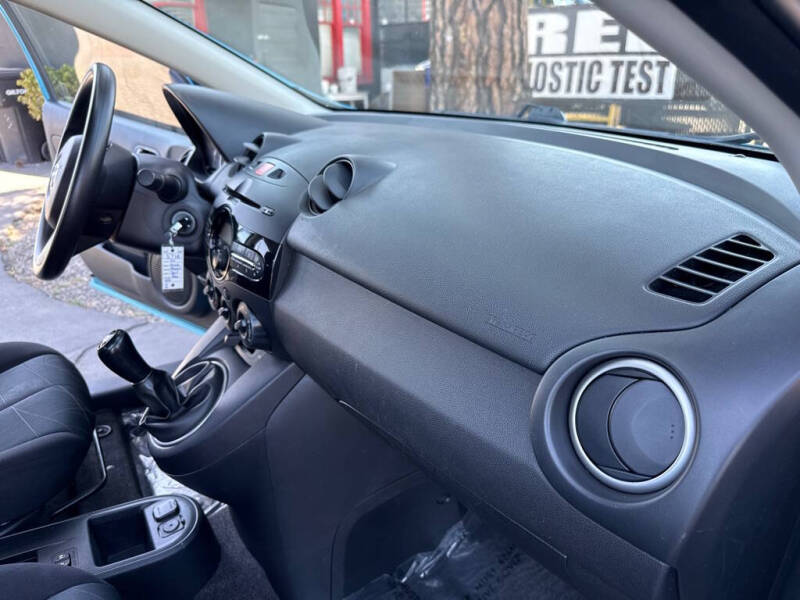 2011 Mazda MAZDA2 Sport