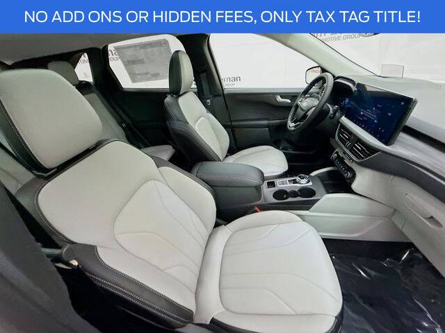 2026 Ford Escape Platinum