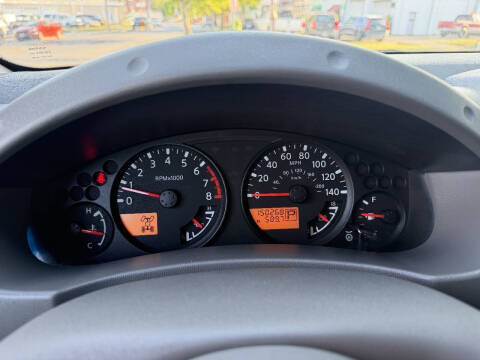 2005 Nissan Frontier LE