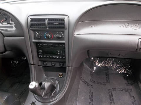 2004 Ford Mustang Mach 1 Premium