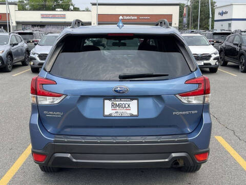 2023 Subaru Forester Premium
