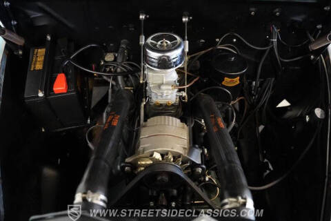 1948 Ford Deluxe