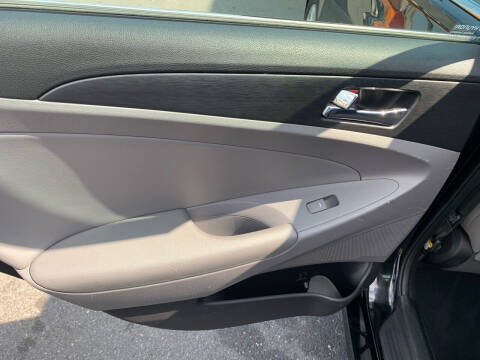 2011 Hyundai Sonata GLS