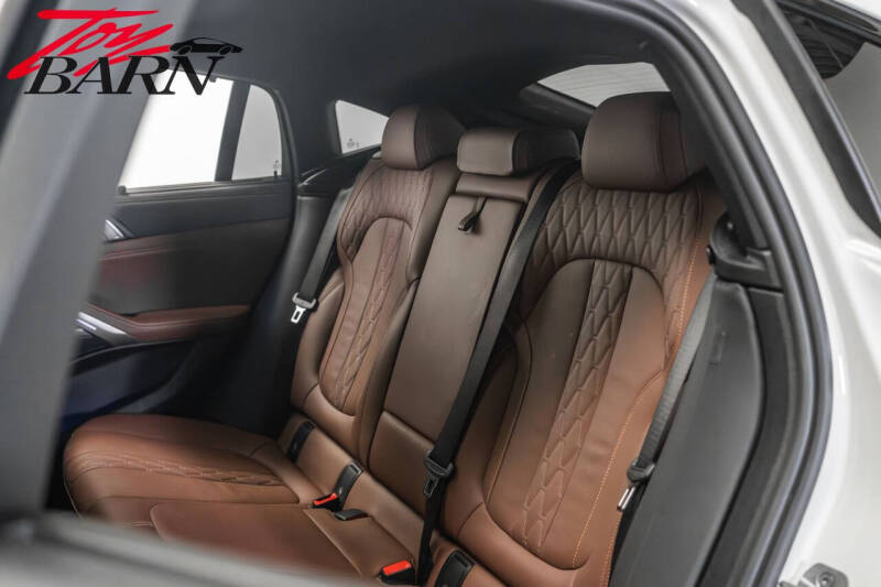 2022 BMW X6 xDrive40i