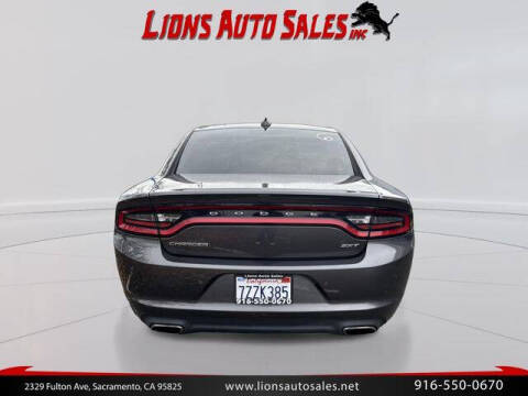 2017 Dodge Charger SXT