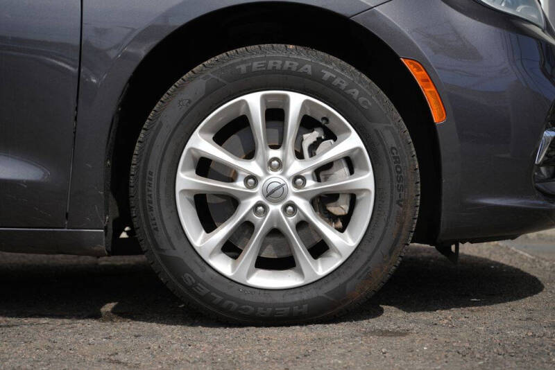 2021 Chrysler Pacifica Touring