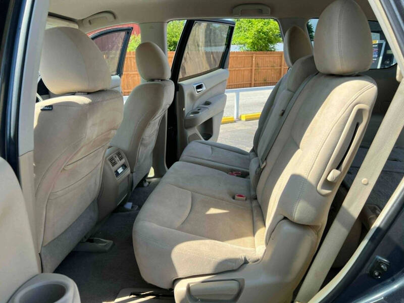 2013 Nissan Pathfinder S