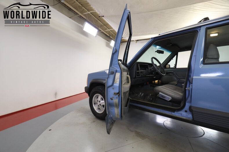 1989 Jeep Cherokee Laredo