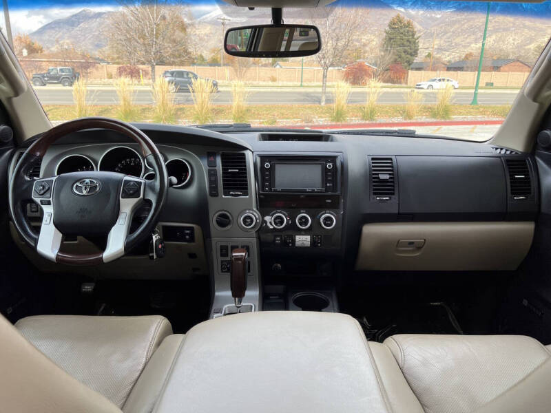 2016 Toyota Sequoia Platinum
