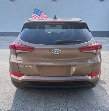 2017 Hyundai Tucson SE Plus