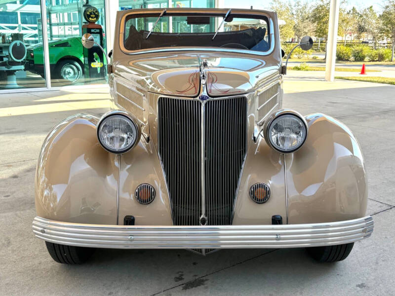 1936 Ford Model 68