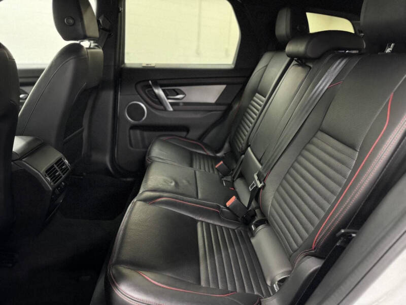 2022 Land Rover Discovery Sport P250 SE R-Dynamic