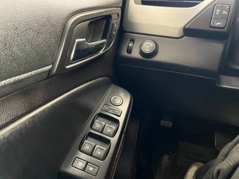 2016 GMC Yukon XL SLE