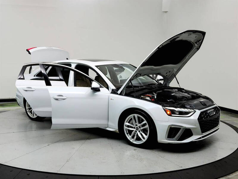 2022 Audi A4 quattro S line Prem Plus 45 TFSI