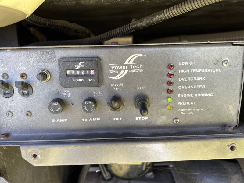 2002 Foretravel GV320 4010