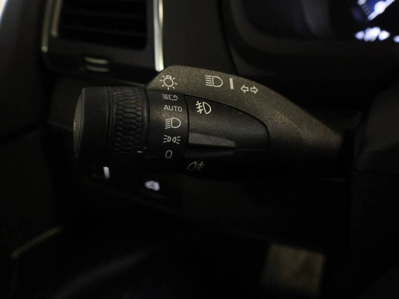 2020 Volvo XC90 T5 Momentum