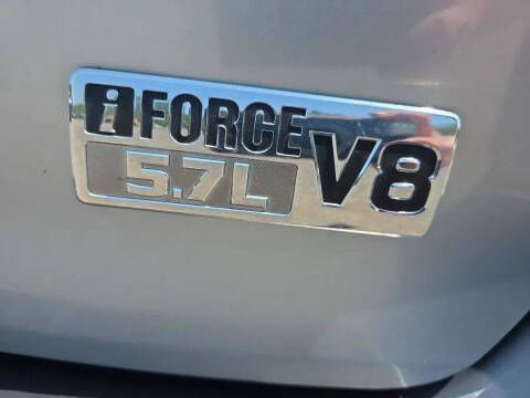 2015 Toyota Sequoia SR5