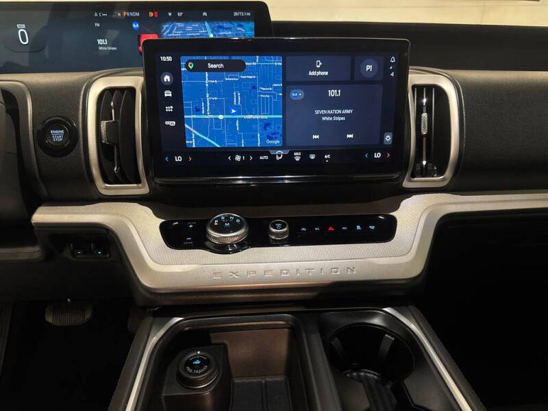 2025 Ford Expedition MAX Active