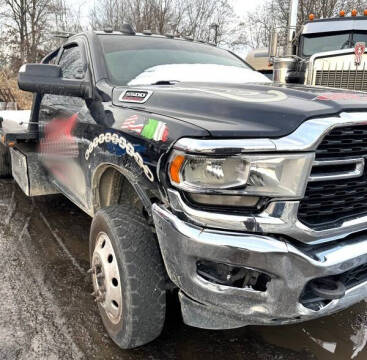 2022 RAM 5500 SLT