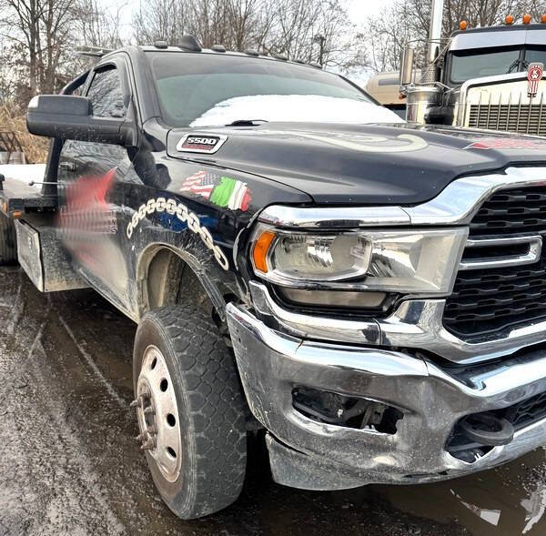 2022 RAM 5500 SLT