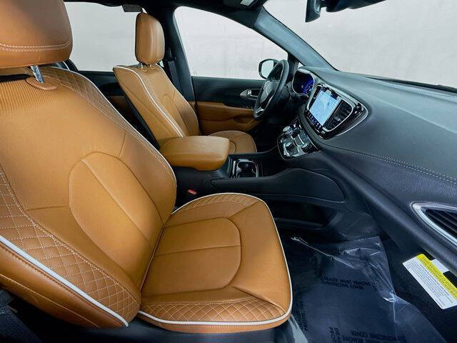 2026 Chrysler Pacifica Pinnacle