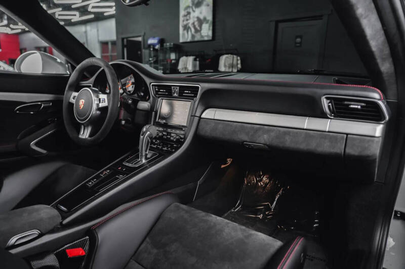 2015 Porsche 911 GT3