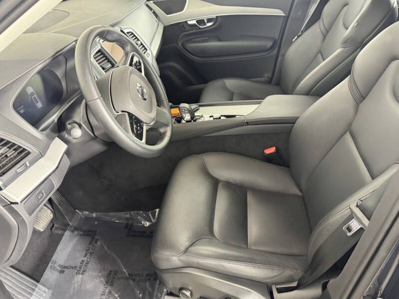 2025 Volvo XC90 B5 Core Bright Theme