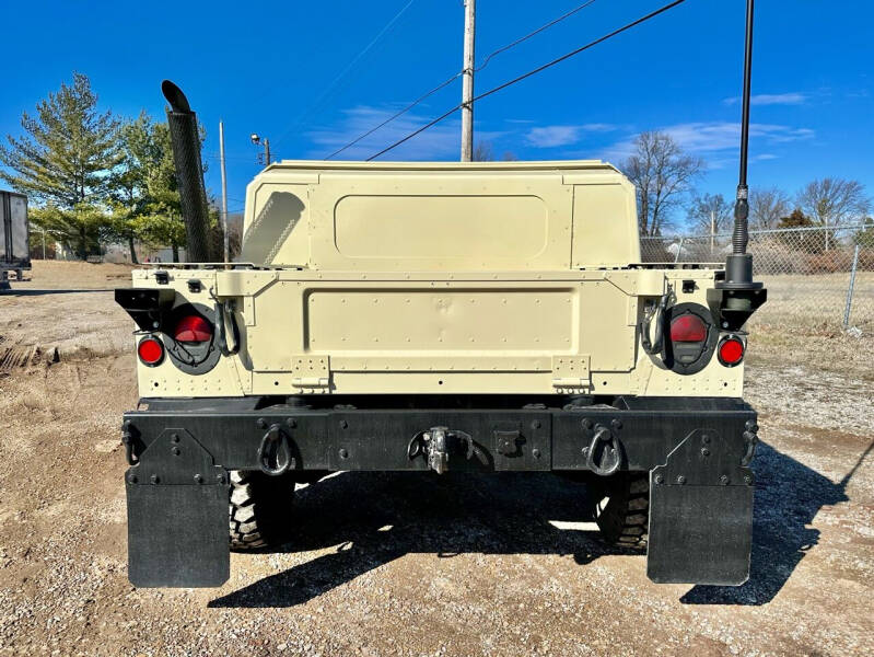 2009 AM General M1165A1