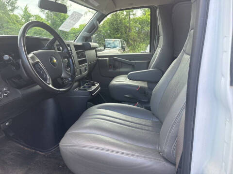 2018 Chevrolet Express 2500