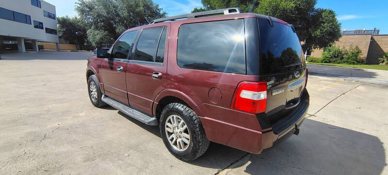 2011 Ford Expedition XLT