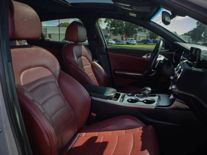 2022 Kia Stinger