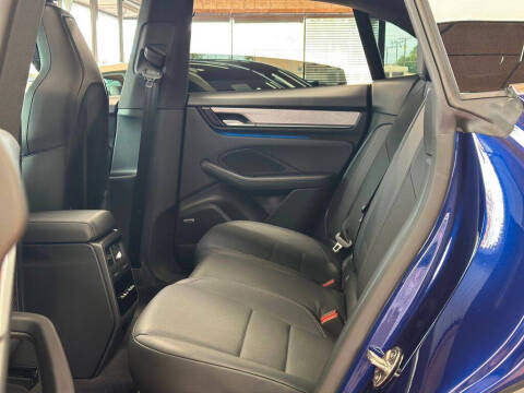 2024 Porsche Macan 4 Electric