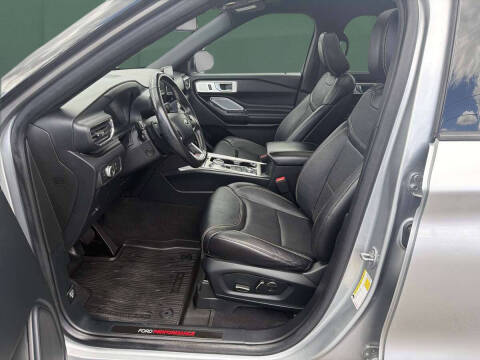 2020 Ford Explorer ST