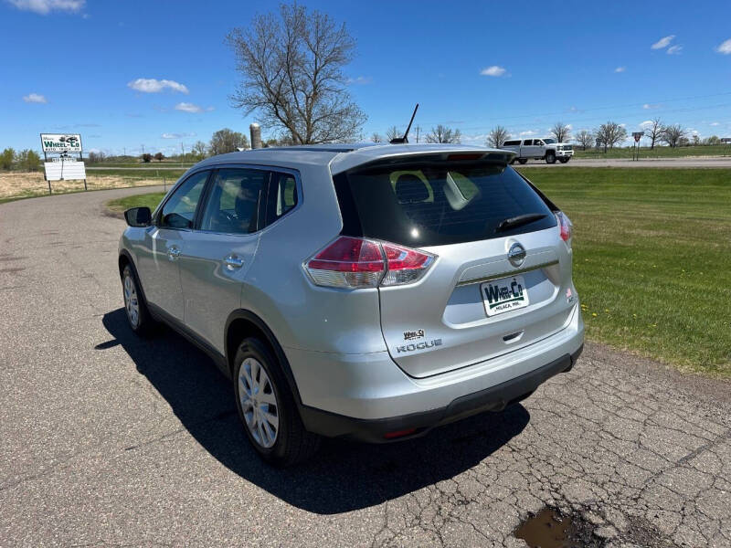 2015 Nissan Rogue S