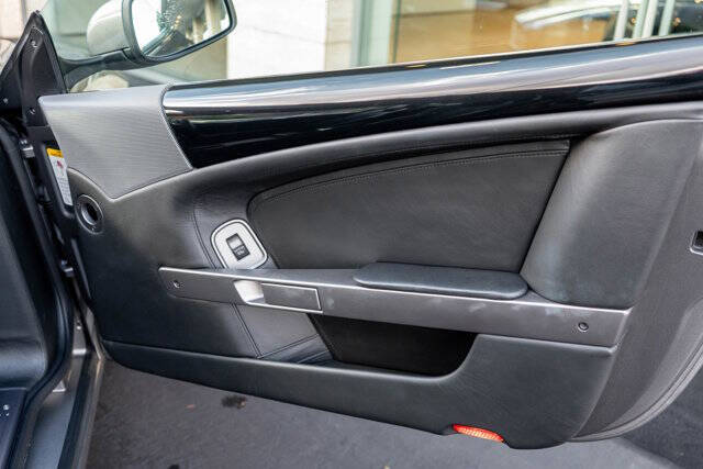 2009 Aston Martin DB9 32