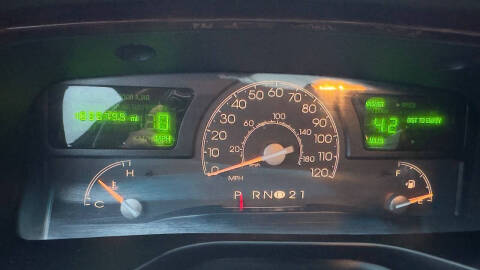 2003 Lincoln Town Car Signature