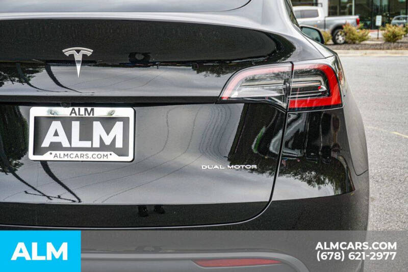2024 Tesla Model Y Long Range